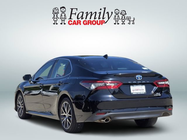 Certified 2021 Toyota Camry XLE w/ Navigation Upgrade Package FWD image 3