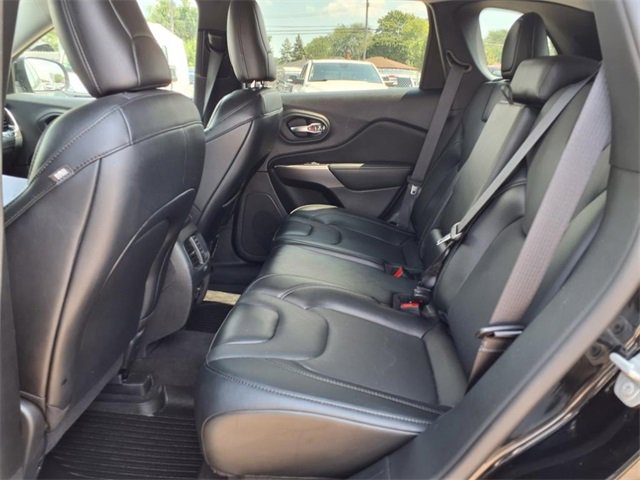 Used 2022 Jeep Cherokee Limited image 9