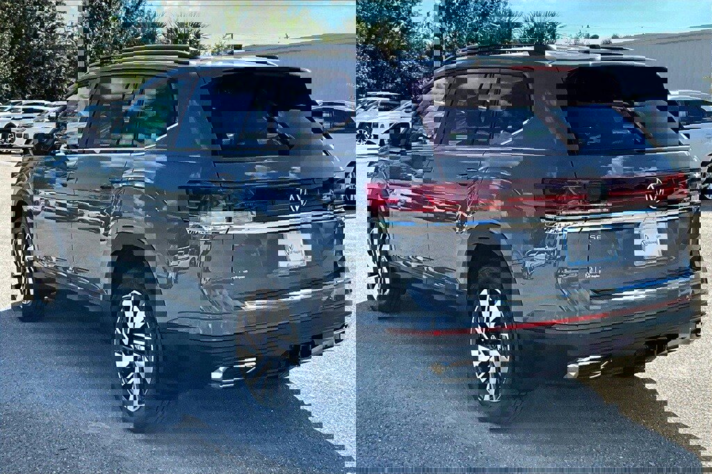 New 2026 Volkswagen Atlas SE image 7