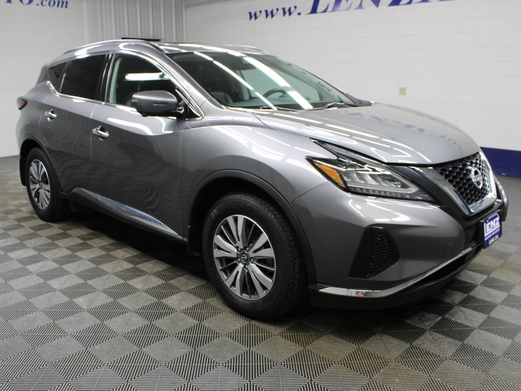 Used 2023 Nissan Murano SV AWD/4WD image 3