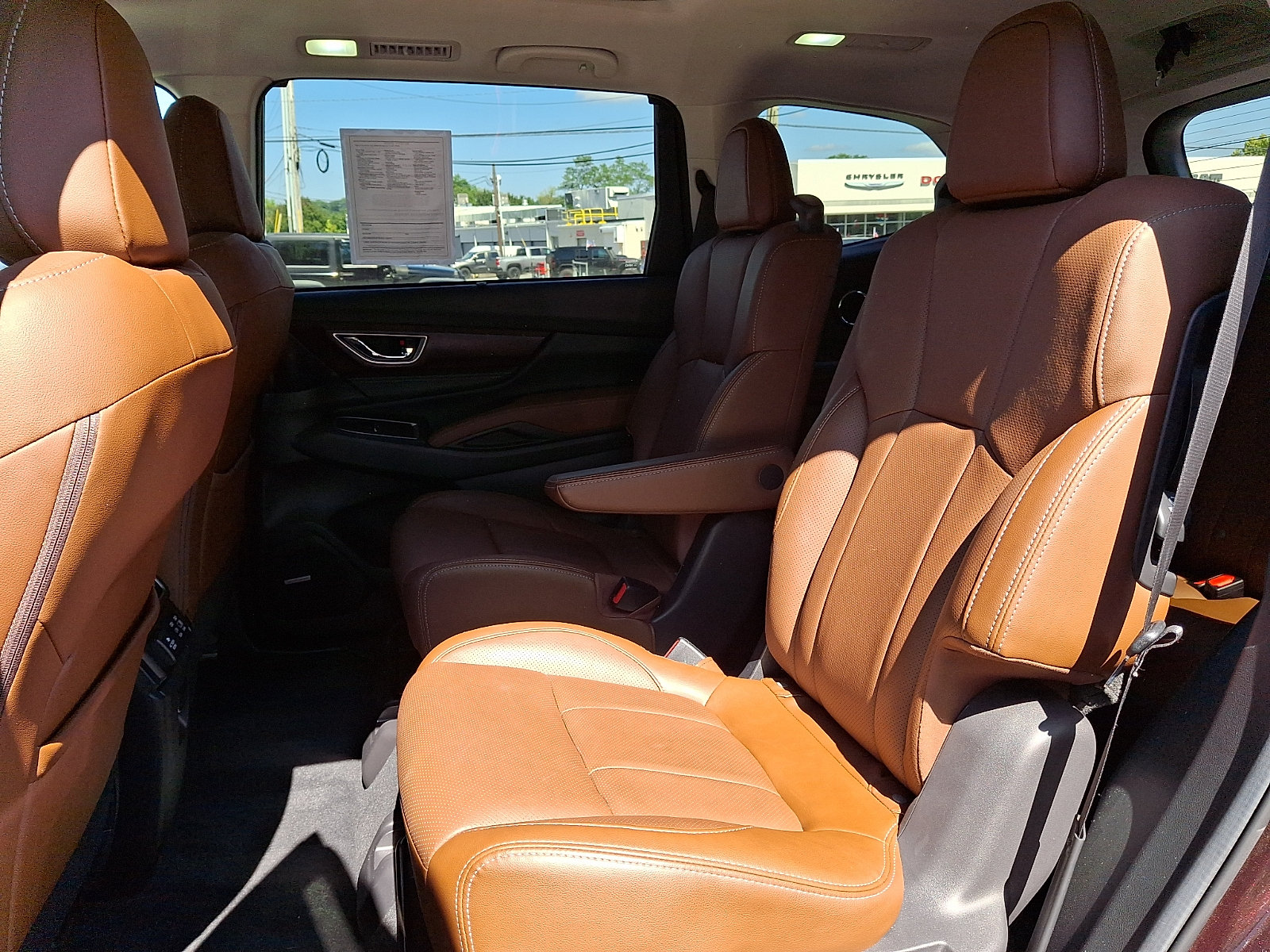 Used 2023 Subaru Ascent Touring AWD/4WD image 9