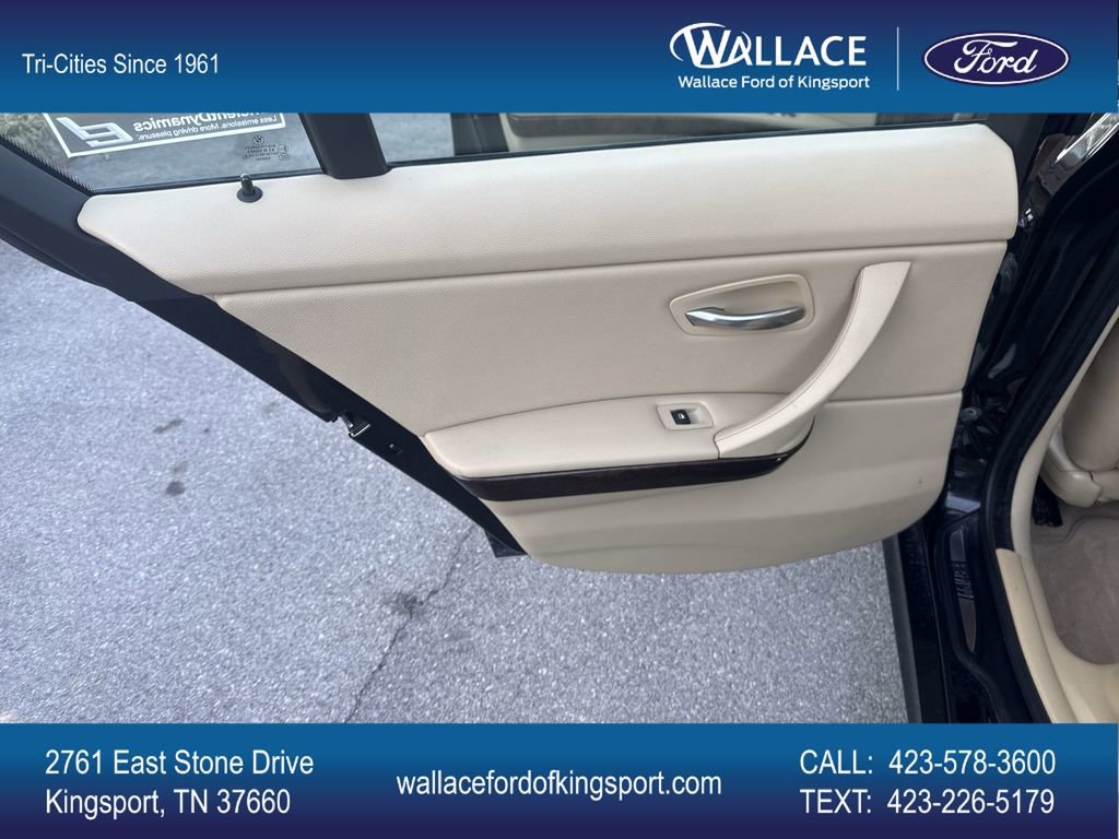 Used 2010 BMW 328i Sedan image 23
