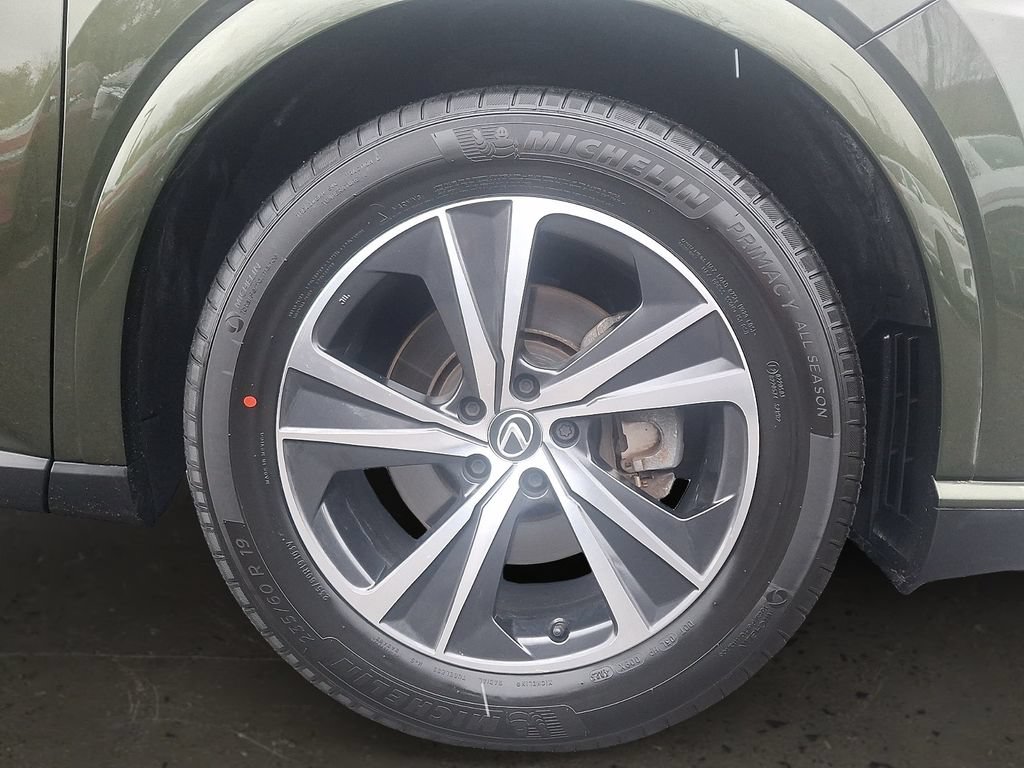 Used 2024 Lexus RX 350 Premium w/ Accessory Package (Z1) AWD/4WD image 9