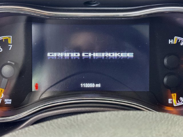 Used 2018 Jeep Grand Cherokee Limited AWD/4WD image 15