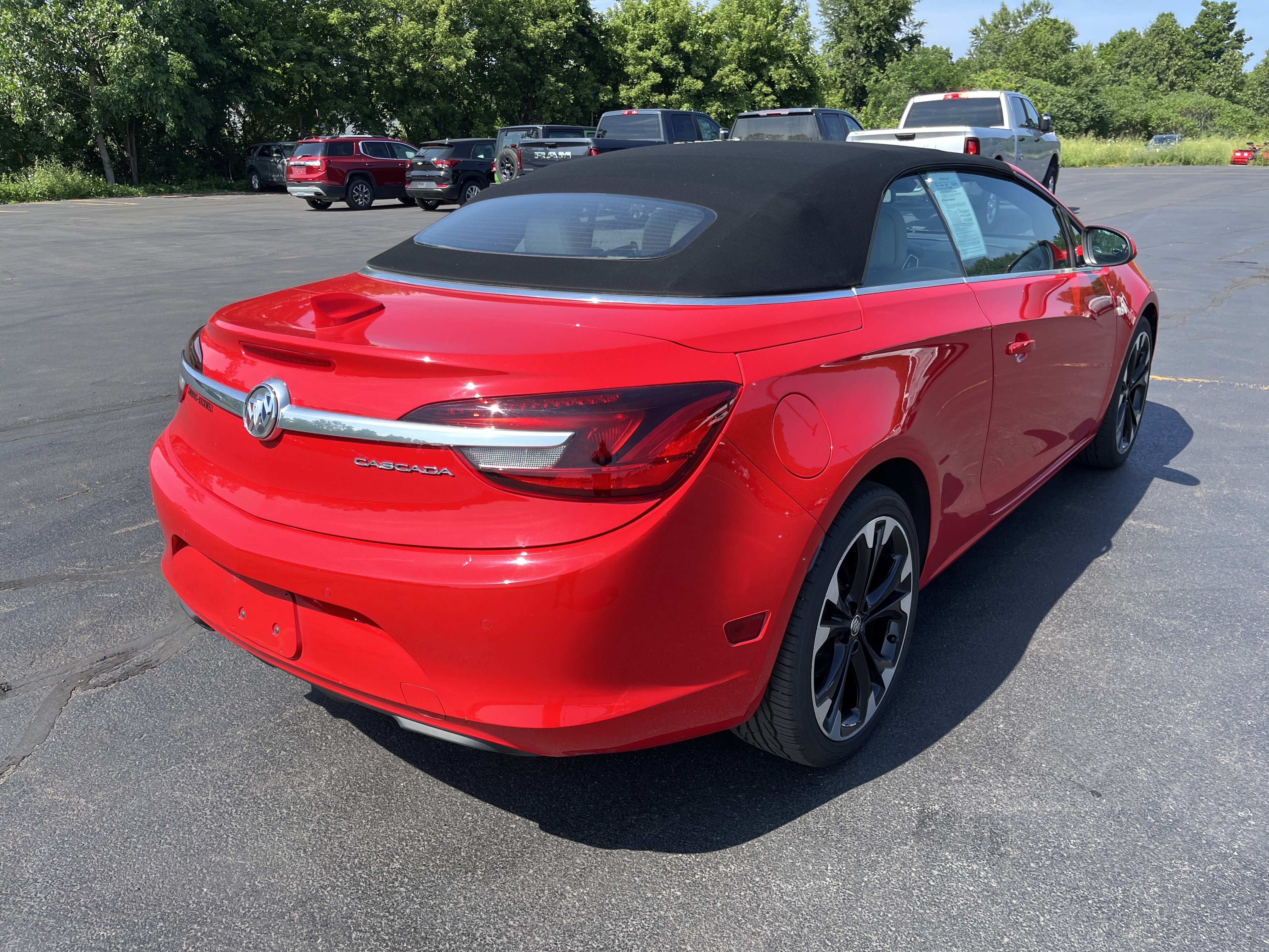 Used 2019 Buick Cascada Sport Touring FWD image 7