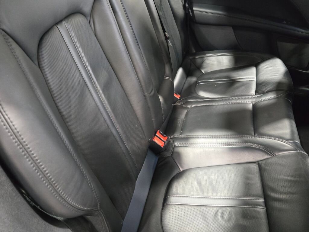 Used 2017 Lincoln MKZ Reserve image 12