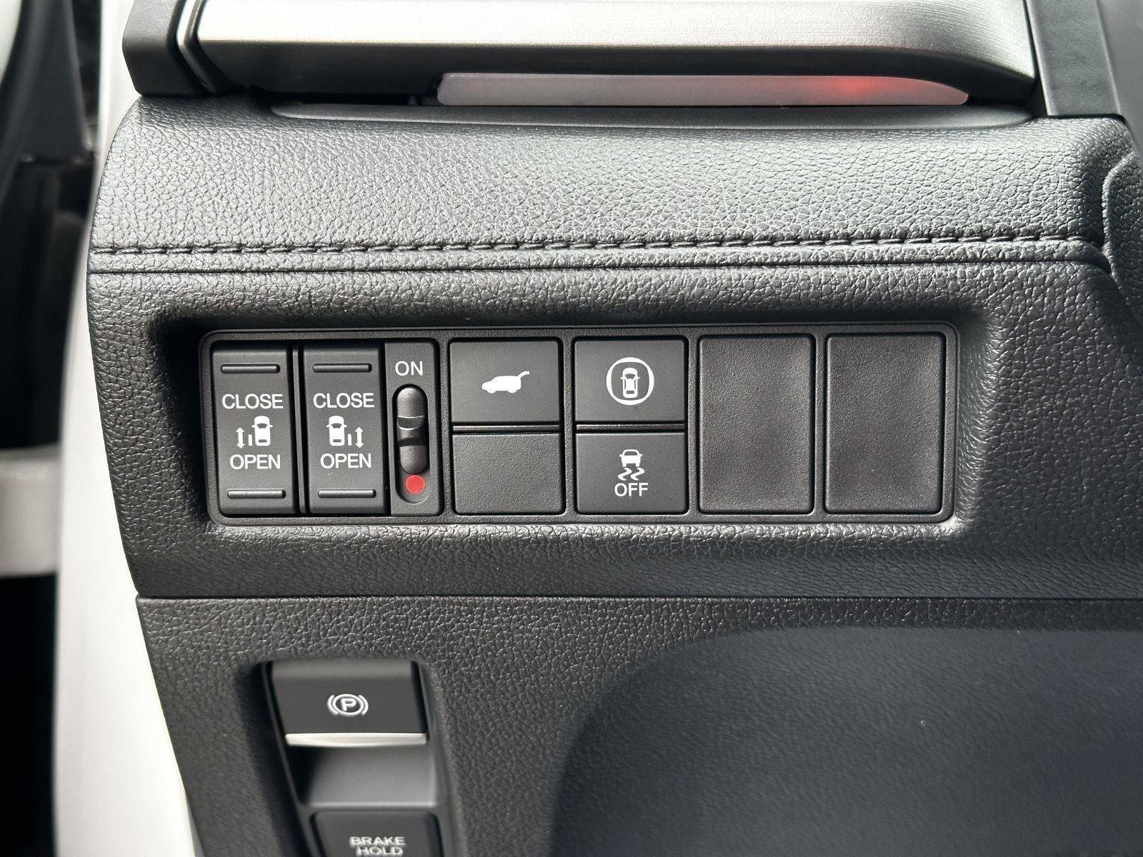 Certified 2024 Honda Odyssey Sport image 26