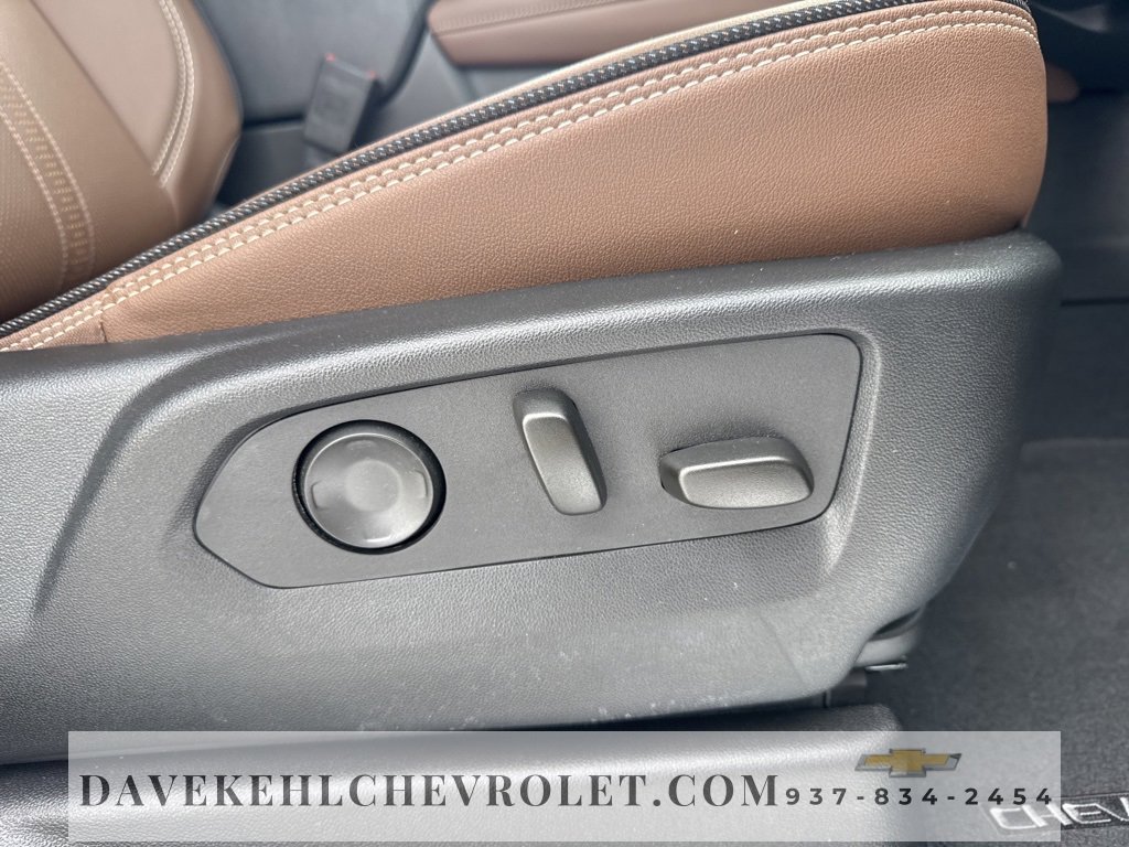 Used 2025 Chevrolet Tahoe High Country image 30