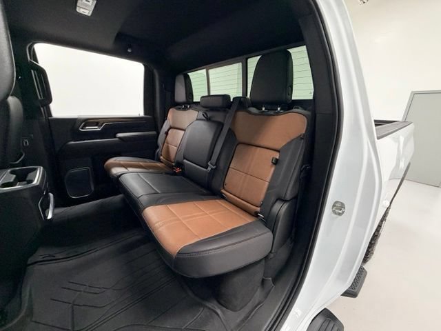 Certified 2024 Chevrolet Silverado 3500 High Country w/ High Country Premium Package AWD/4WD image 26