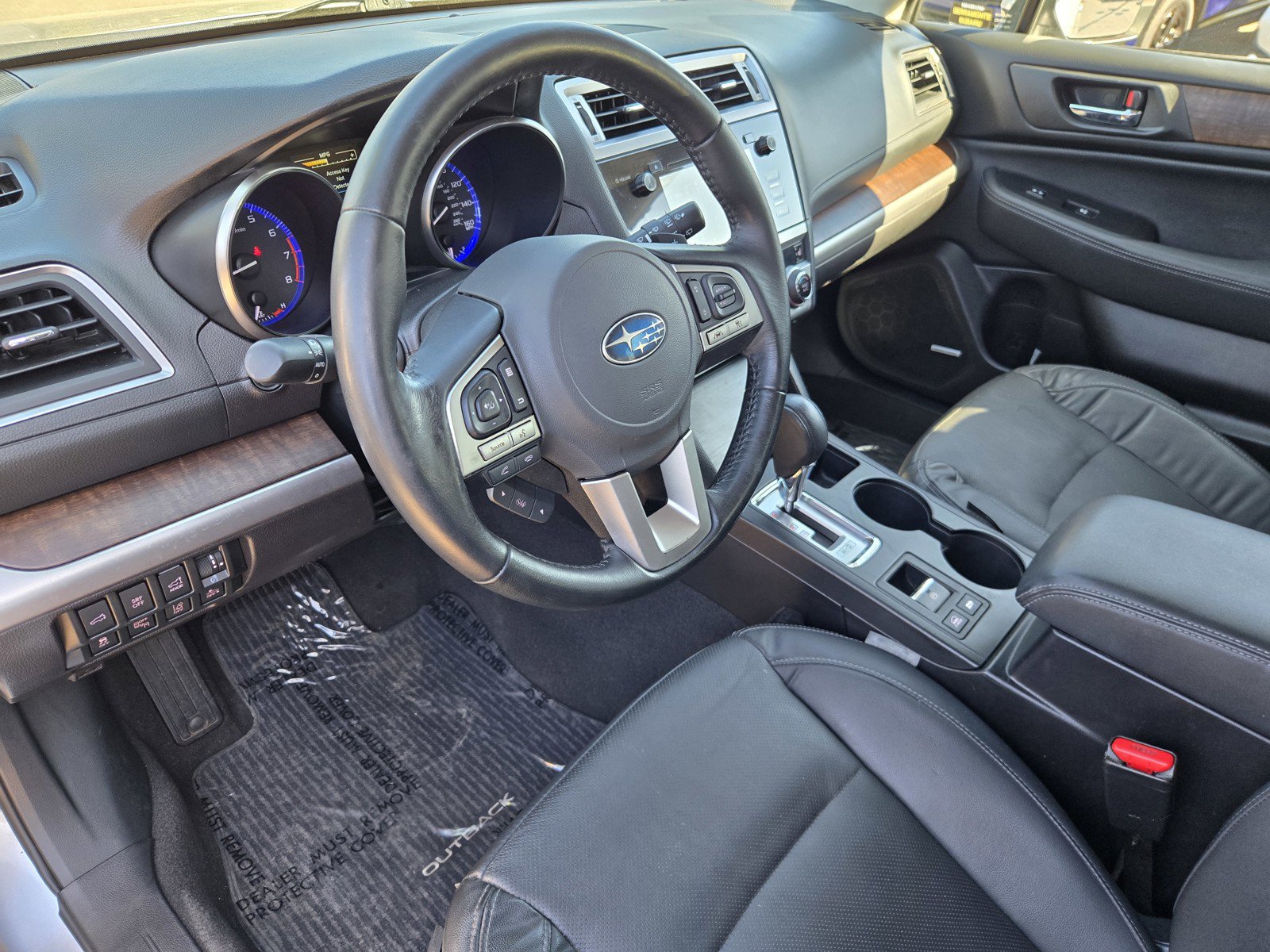 Used 2016 Subaru Outback 3.6R Limited AWD/4WD image 10