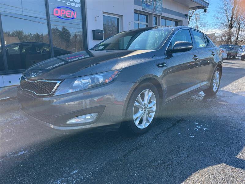 Used 2011 Kia Optima EX w/ Premium Pkg image 5