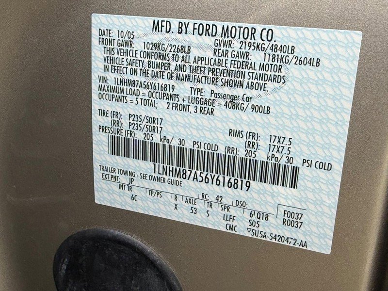 Used 2006 Lincoln LS image 29