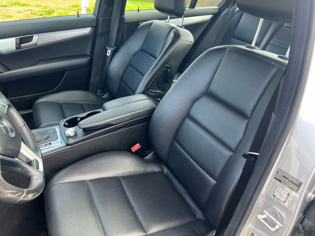 Used 2014 Mercedes-Benz C 300 4MATIC Sedan w/ Premium 1 Package image 7