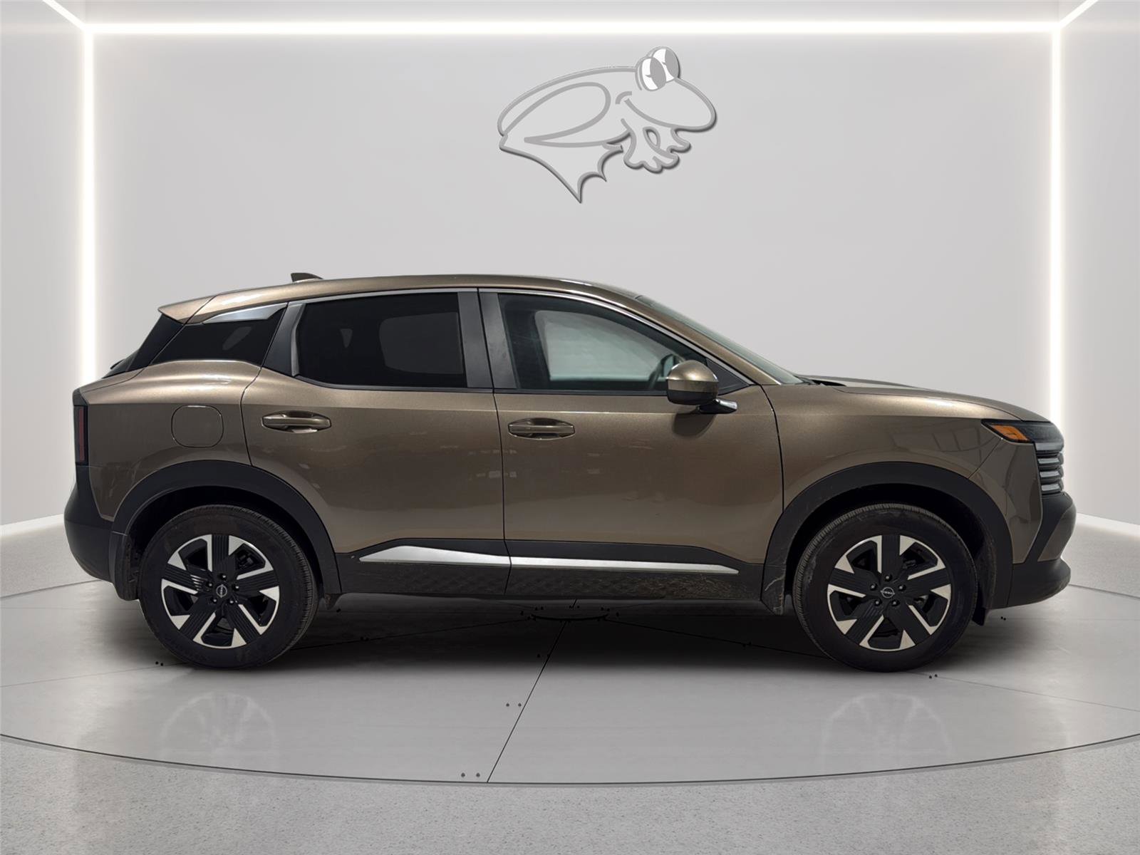 Used 2025 Nissan Kicks SV w/ Illumination Package AWD/4WD image 6