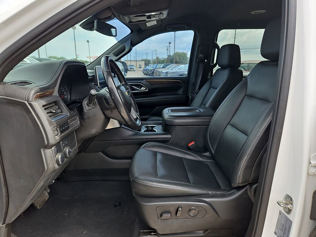 Used 2021 Chevrolet Suburban LT RWD image 15