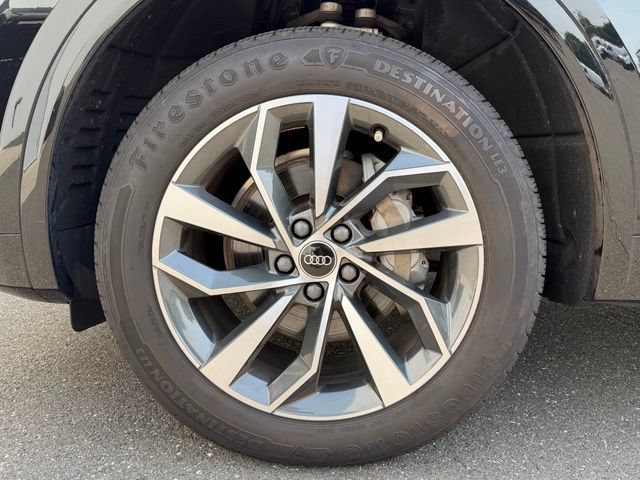 Used 2022 Audi Q5 2.0T Premium Plus w/ Premium Plus Package AWD/4WD image 11