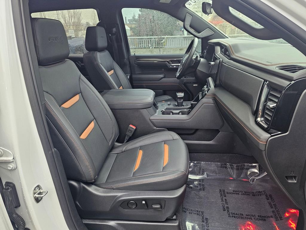 Used 2023 GMC Sierra 1500 AT4 w/ AT4 Premium Package image 11