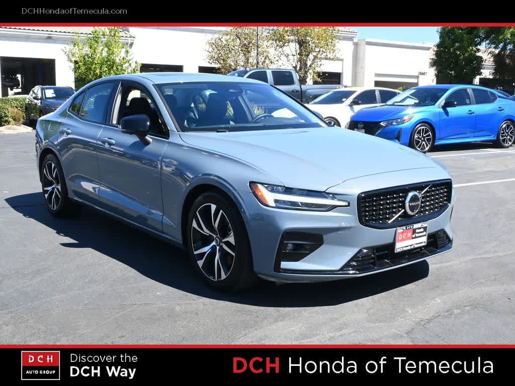 Used 2024 Volvo S60 B5 Plus AWD/4WD image 3