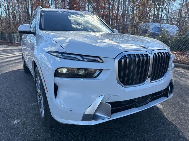 Certified 2024 BMW X7 xDrive40i w/ Premium Package image 10