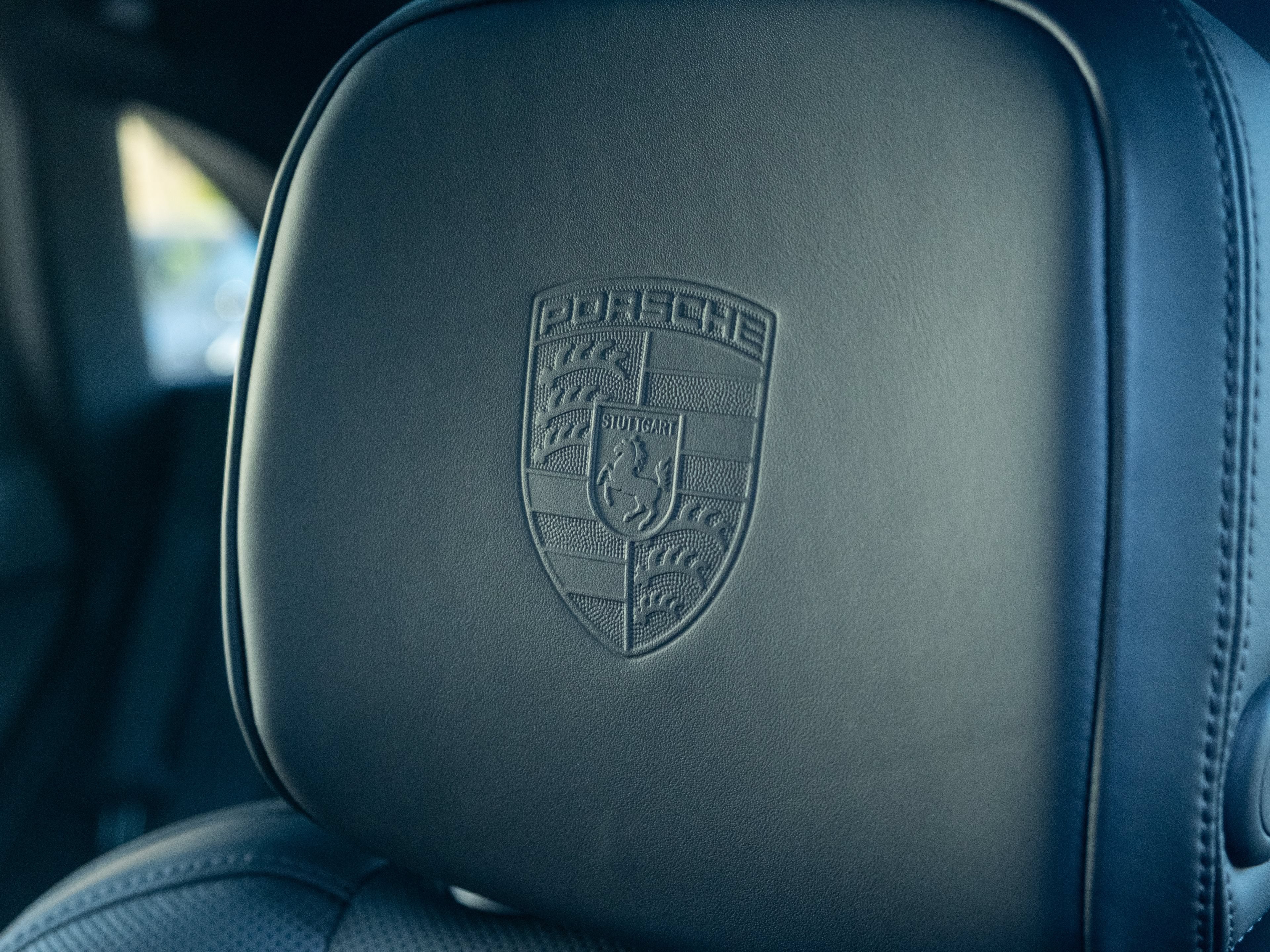 Certified 2026 Porsche Macan Turbo AWD/4WD image 41