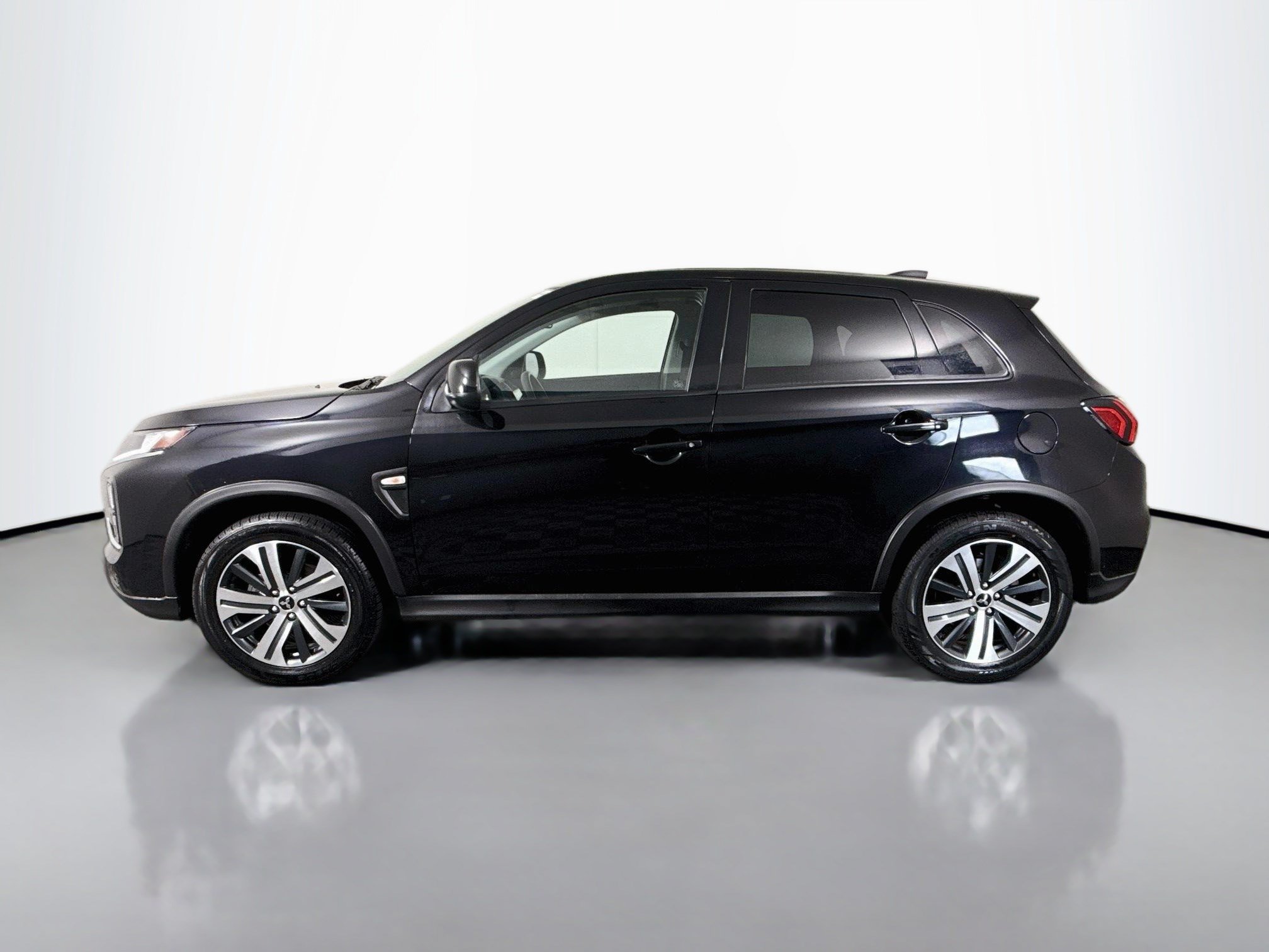 Used 2021 Mitsubishi Outlander Sport FWD image 6