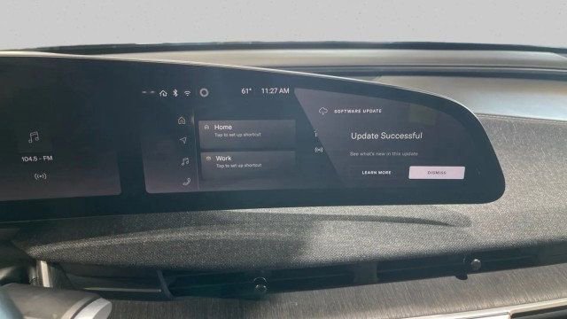 Used 2023 Lucid Air Pure image 18