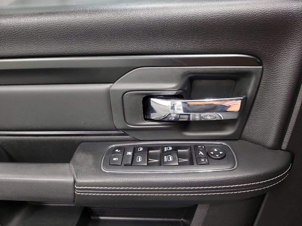 Used 2018 RAM 1500 Rebel w/ Luxury Group AWD/4WD image 19