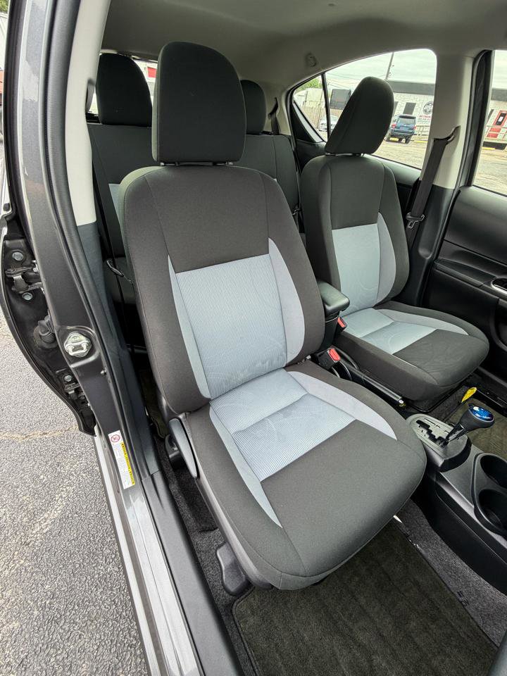 Used 2019 Toyota Prius C FWD image 20