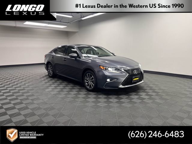 Used 2016 Lexus ES 300h w/ Navigation System Package