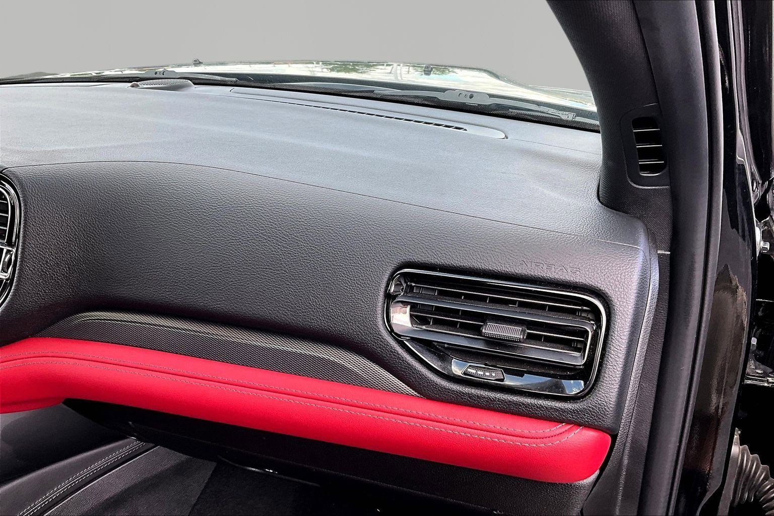 Used 2022 Dodge Durango R/T w/ Tow 'N Go Package AWD/4WD image 27