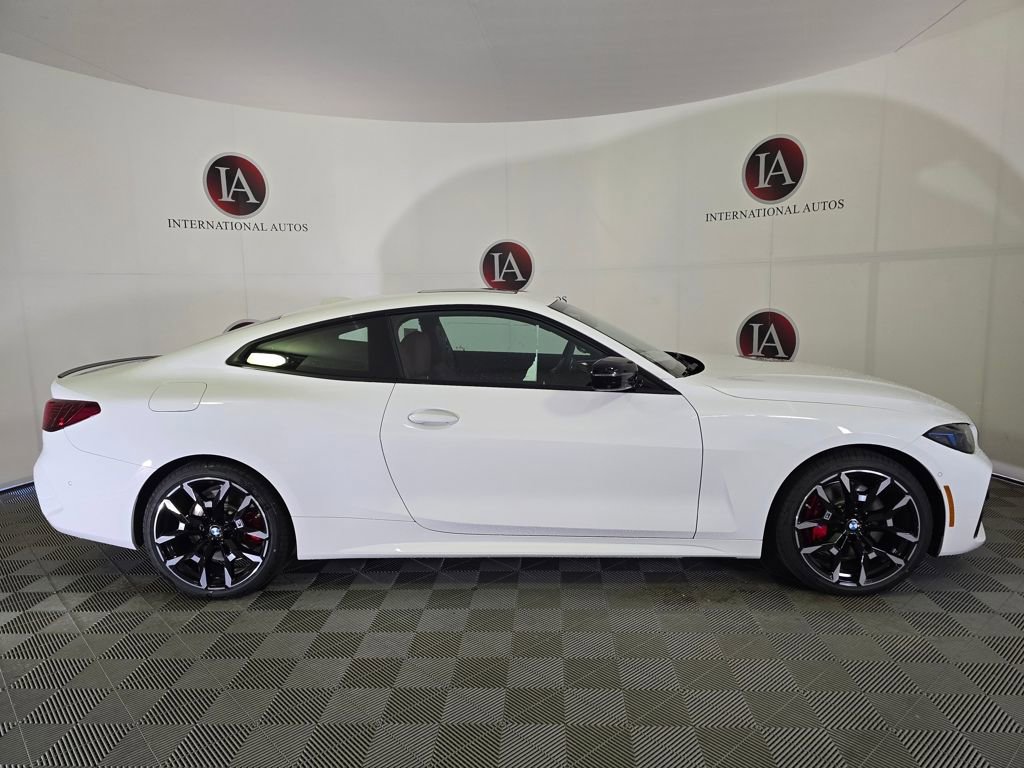 New 2026 BMW 430i xDrive Coupe w/ M Sport Package AWD/4WD image 3
