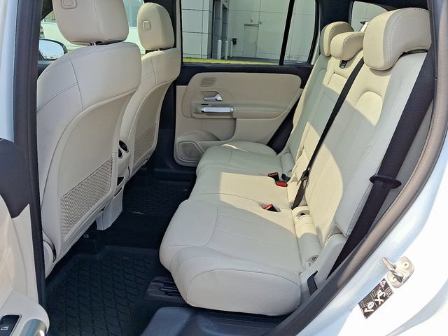 Used 2024 Mercedes-Benz GLB 250 4MATIC image 14