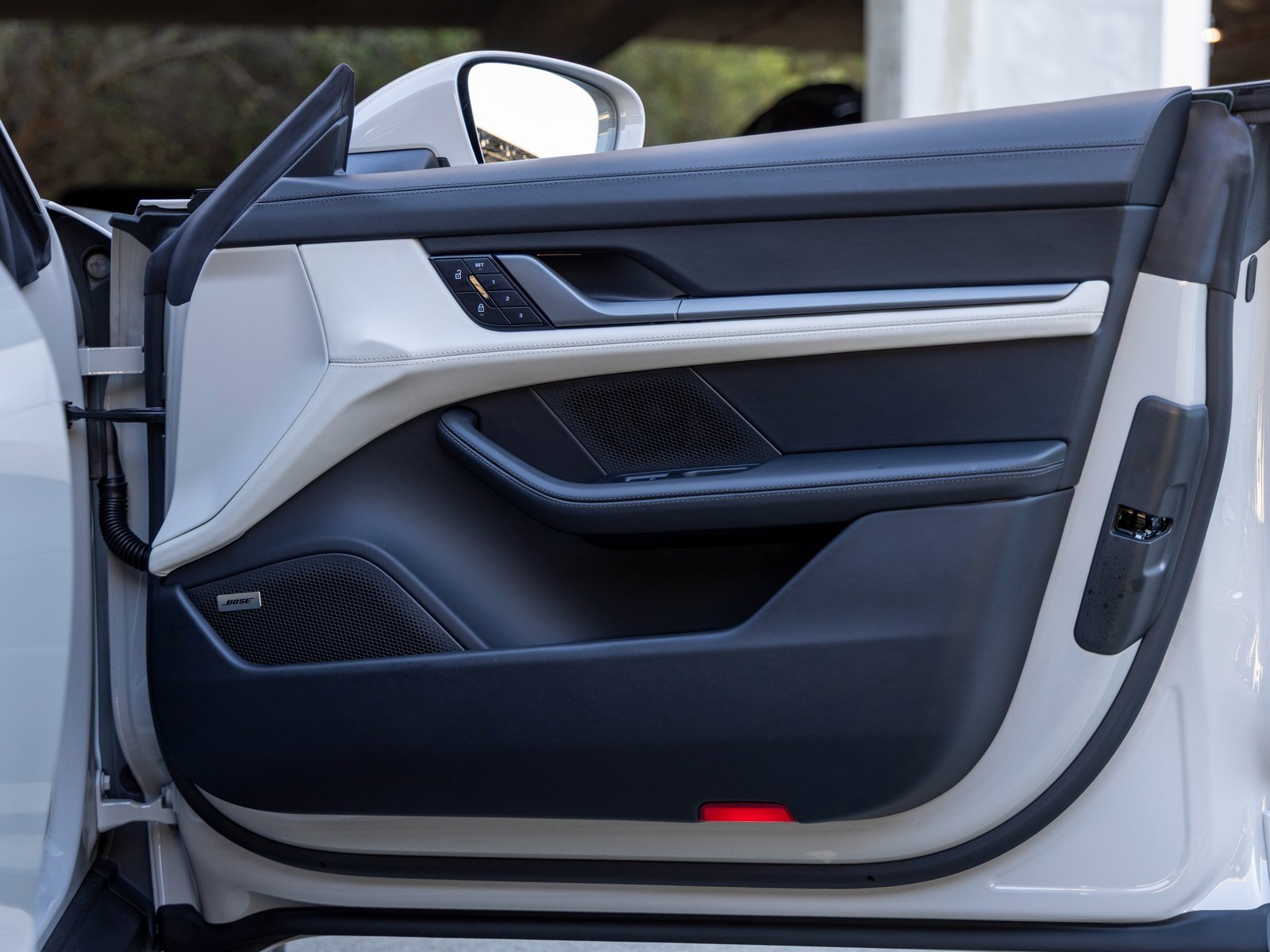 New 2025 Porsche Taycan image 50