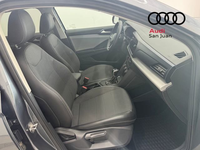 Used 2022 Volkswagen Taos SE w/ Panoramic Sunroof Package FWD image 25