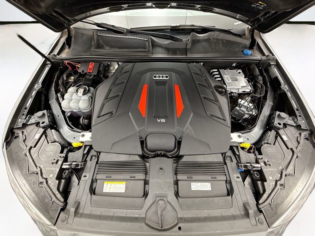 Used 2023 Audi SQ7 Prestige w/ Prestige Package image 29