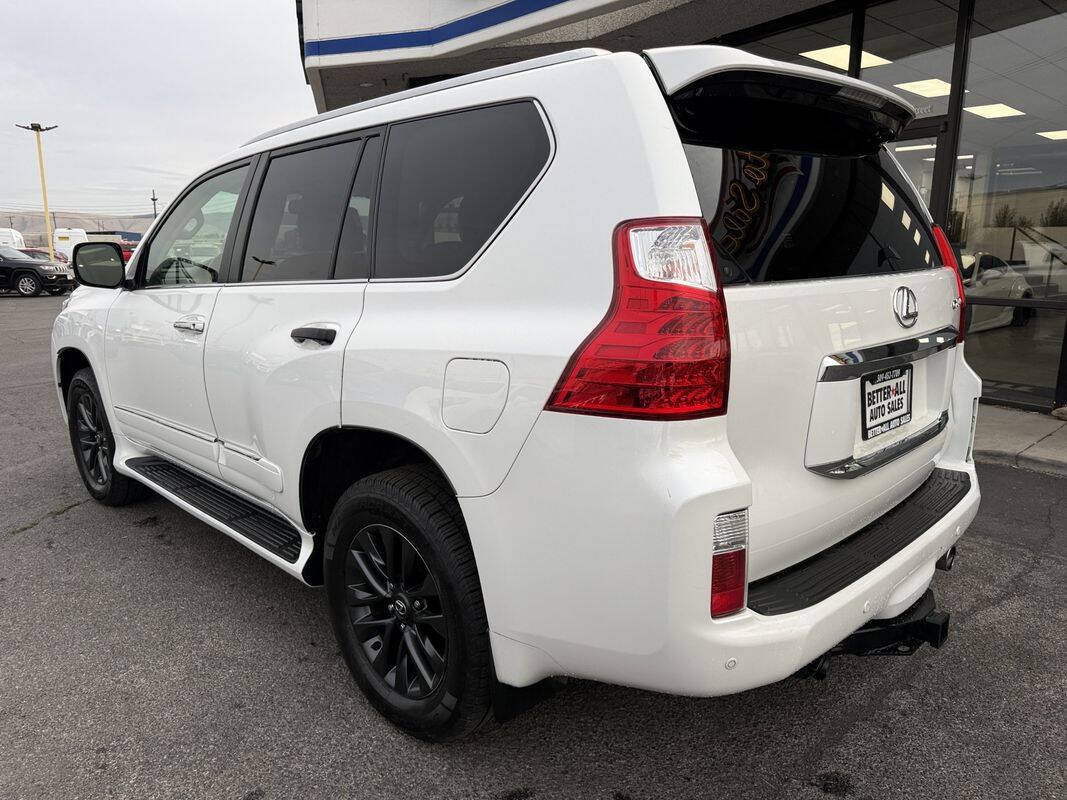 Used 2011 Lexus GX 460 Premium AWD/4WD image 3