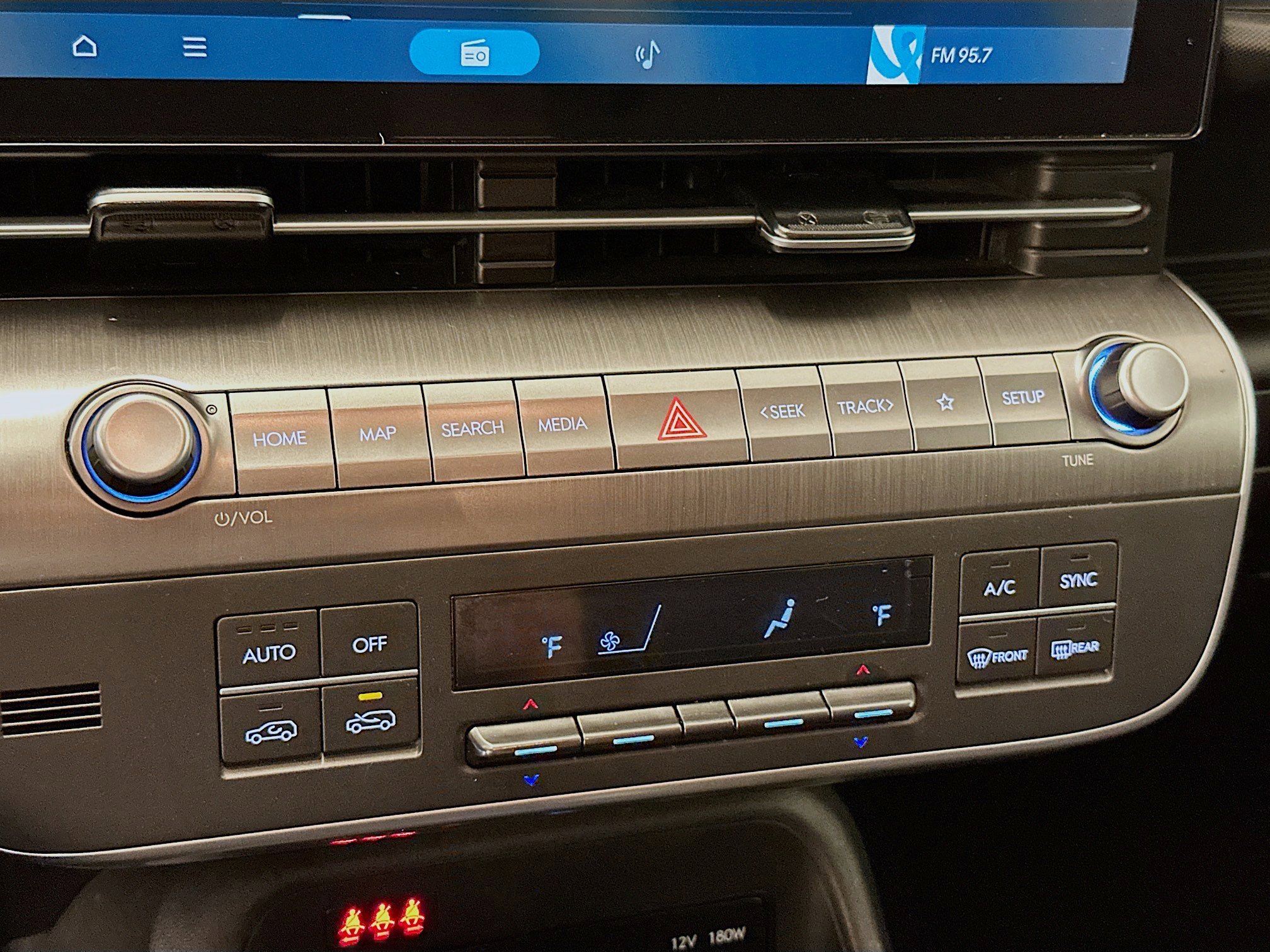 Used 2024 Hyundai Kona SEL image 24