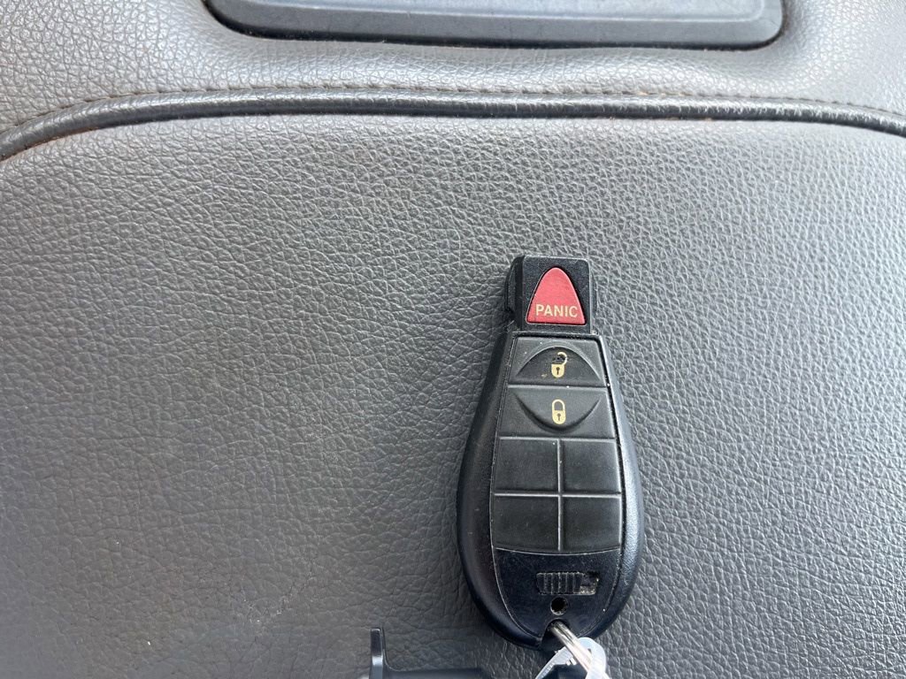 Used 2013 RAM 1500 Express image 17