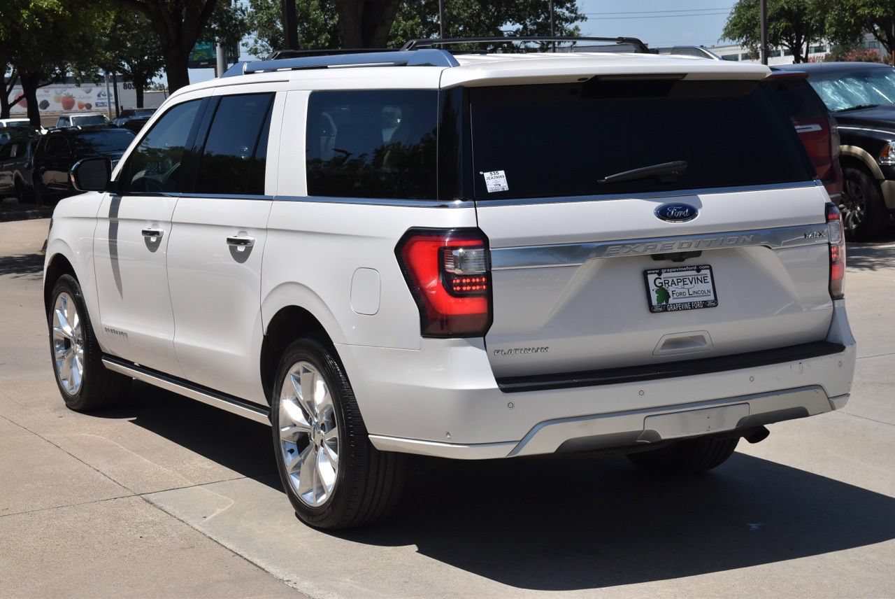 Used 2018 Ford Expedition Max Platinum AWD/4WD image 10