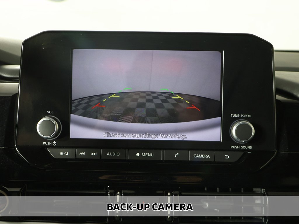 Used 2024 Nissan Pathfinder SV image 5