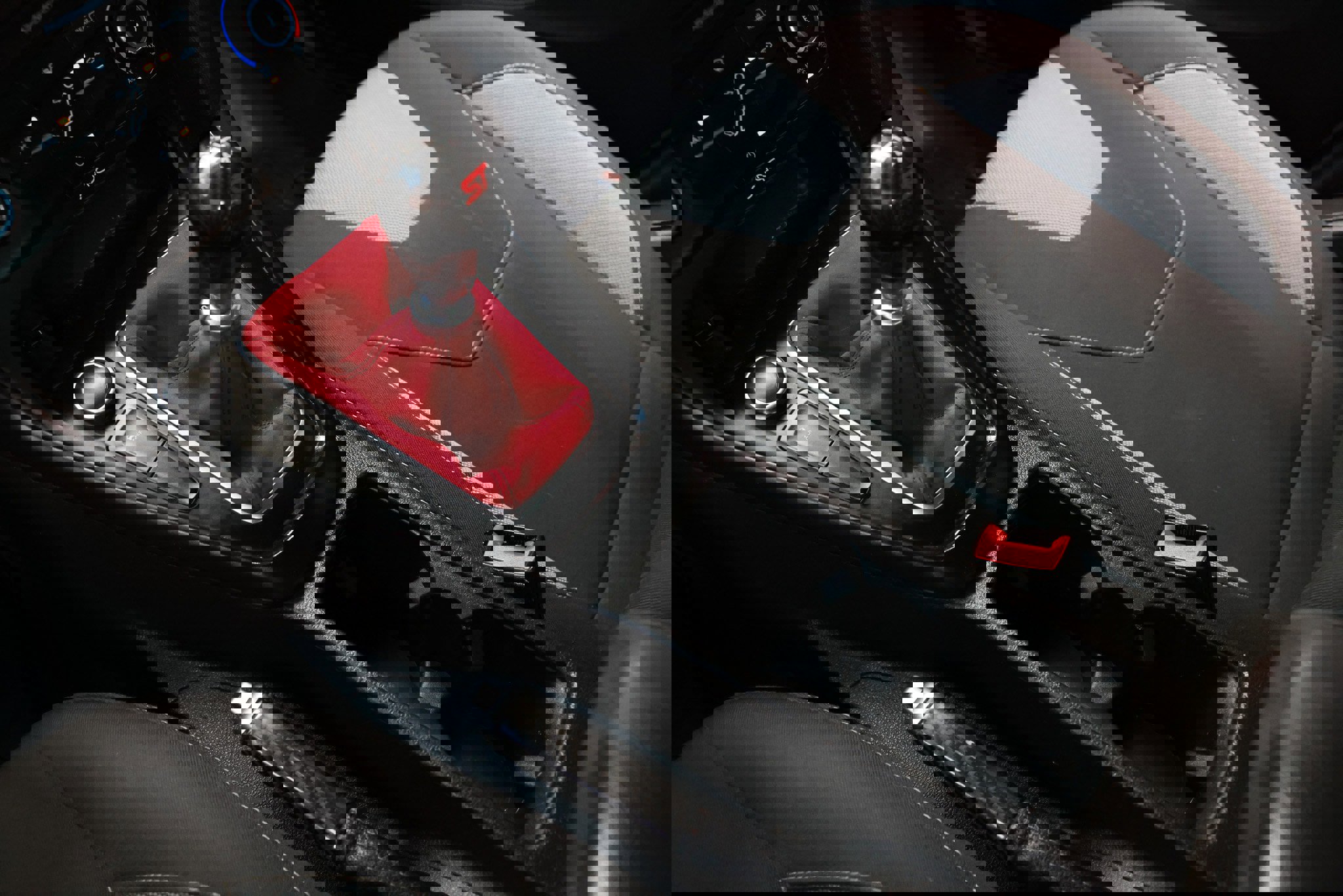 Used 2017 Ford Focus ST image 45