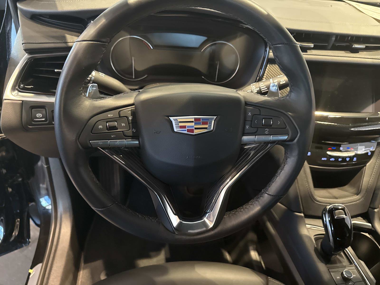 New 2025 Cadillac XT6 Sport image 26