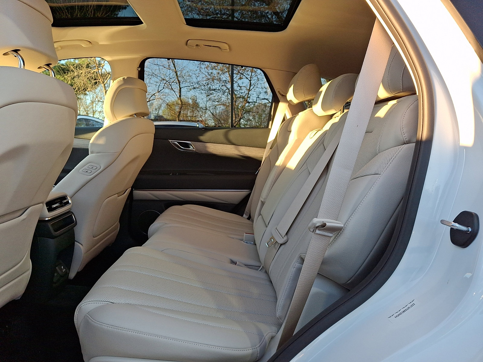 Certified 2025 Genesis GV80 2.5T Select image 10