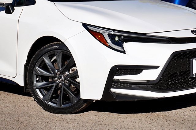 Used 2024 Toyota Corolla SE image 4