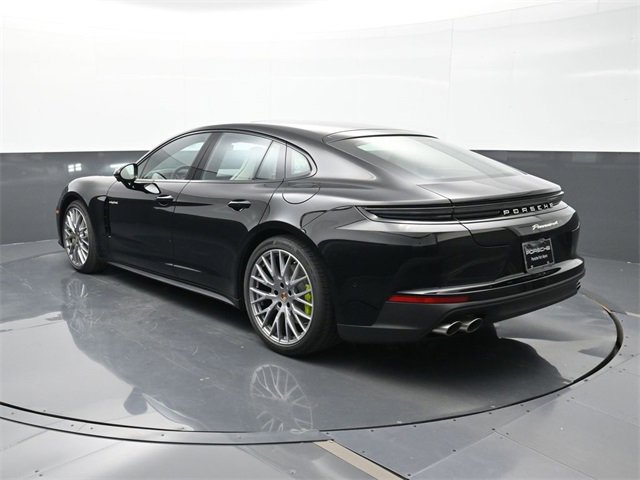 New 2026 Porsche Panamera 4 image 3