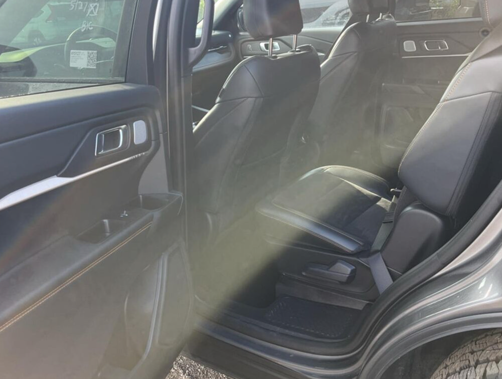 Used 2026 Ford Explorer Tremor w/ Tremor Ultimate Package AWD/4WD image 5