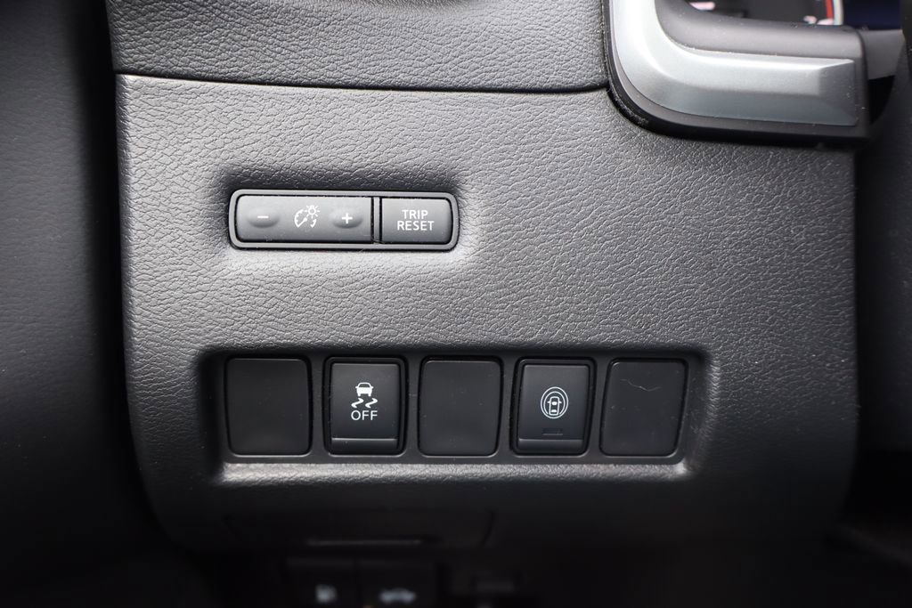 Used 2020 Nissan Murano SV AWD/4WD image 12