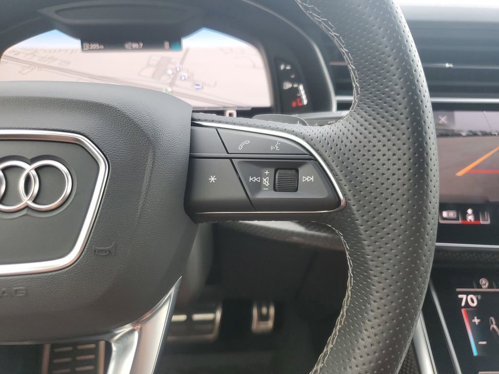 Used 2023 Audi SQ7 Prestige image 19