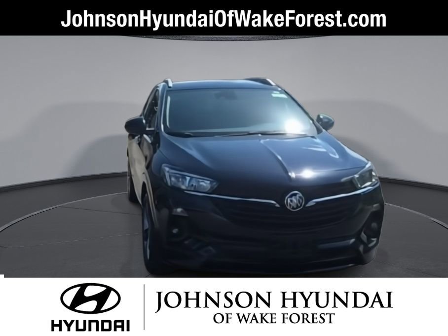 Used 2020 Buick Encore GX Select w/ Sport Touring Package image 2