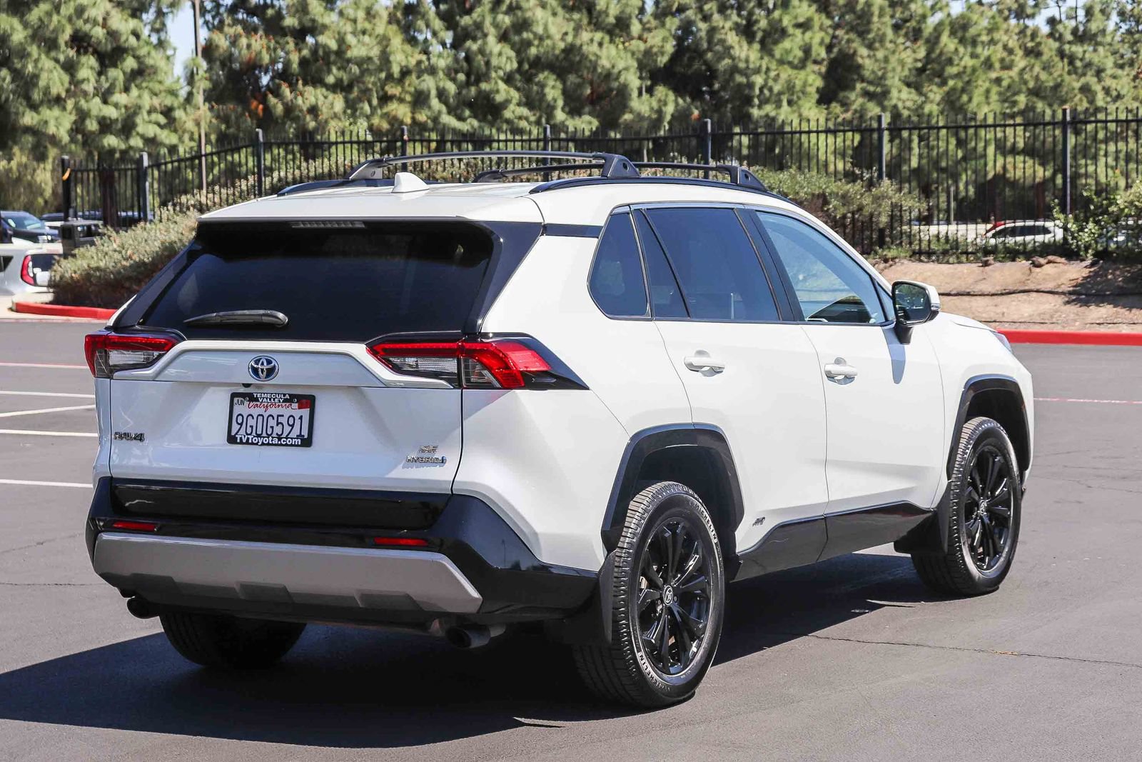 Certified 2023 Toyota RAV4 SE w/ Convenience Package AWD/4WD image 7